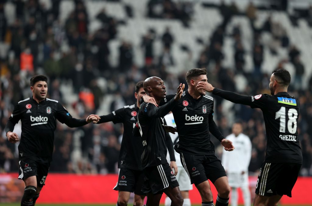 Beşiktaş turu tek golle geçti