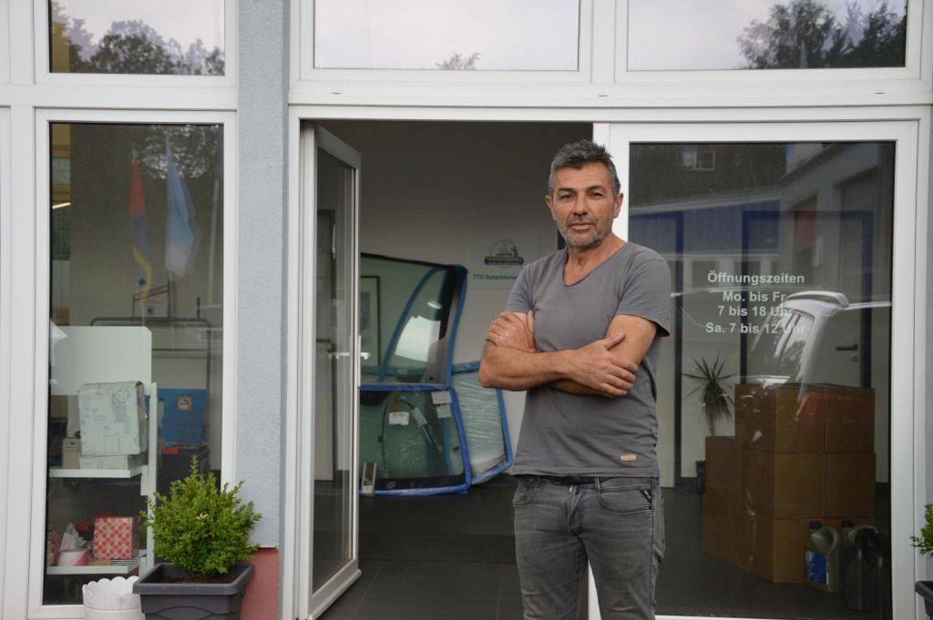 Fevzi Bingöl, ”Sevdiklerinizle birlikte nice mutlu senelere”
