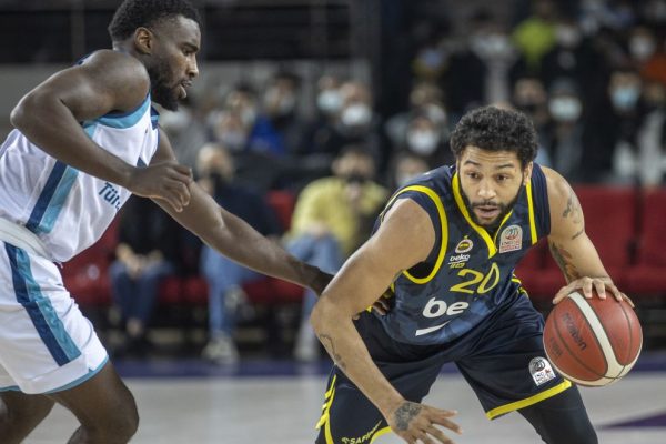 Kızılyıldız mts-Fenerbahçe Beko maçı, Kovid-19 vakaları nedeniyle ertelendi