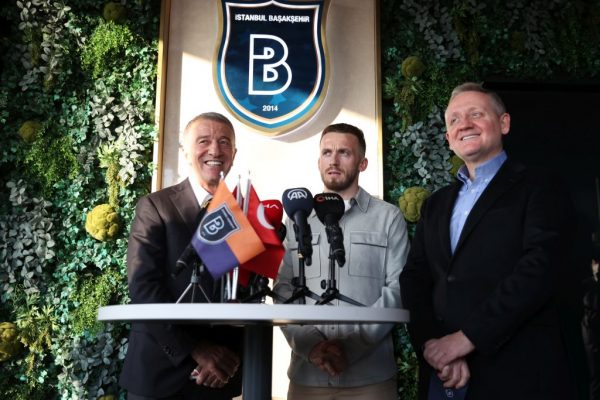 Edin Visca’nın Trabzonspor’a transferi gerçekleşti
