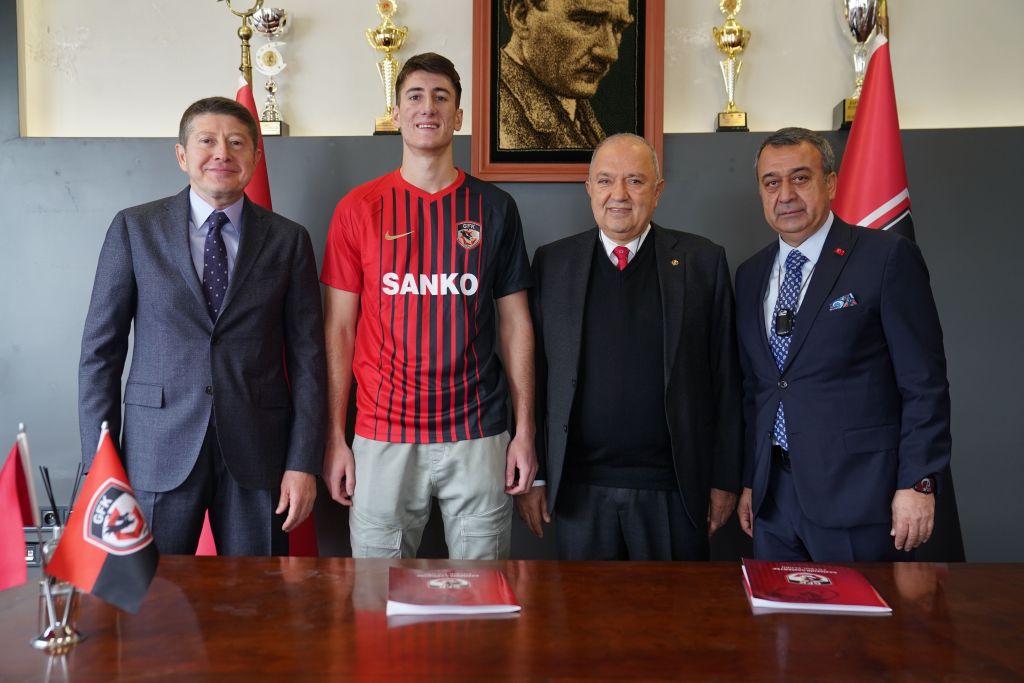 Gaziantep FK, Luka Stankovski’yi transfer etti