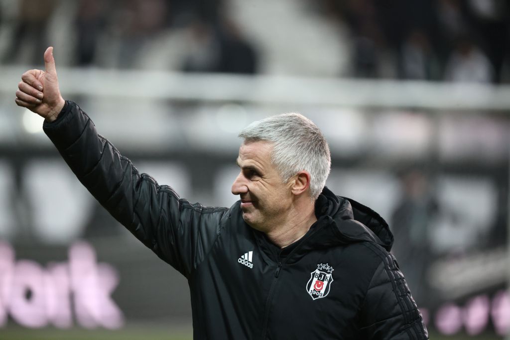 Beşiktaş’ta Önder Karaveli ile 3 oyuncunun Kovid-19 testi pozitif çıktı