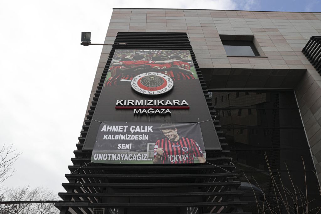 Gençlerbirliği’nde altyapıdan yetişen Ahmet Çalık’ı kaybetmenin üzüntüsü yaşanıyor