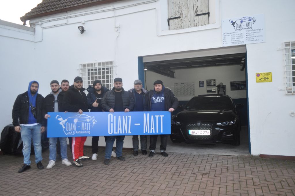 Glanz-Matt Araba Kuaförü açıldı