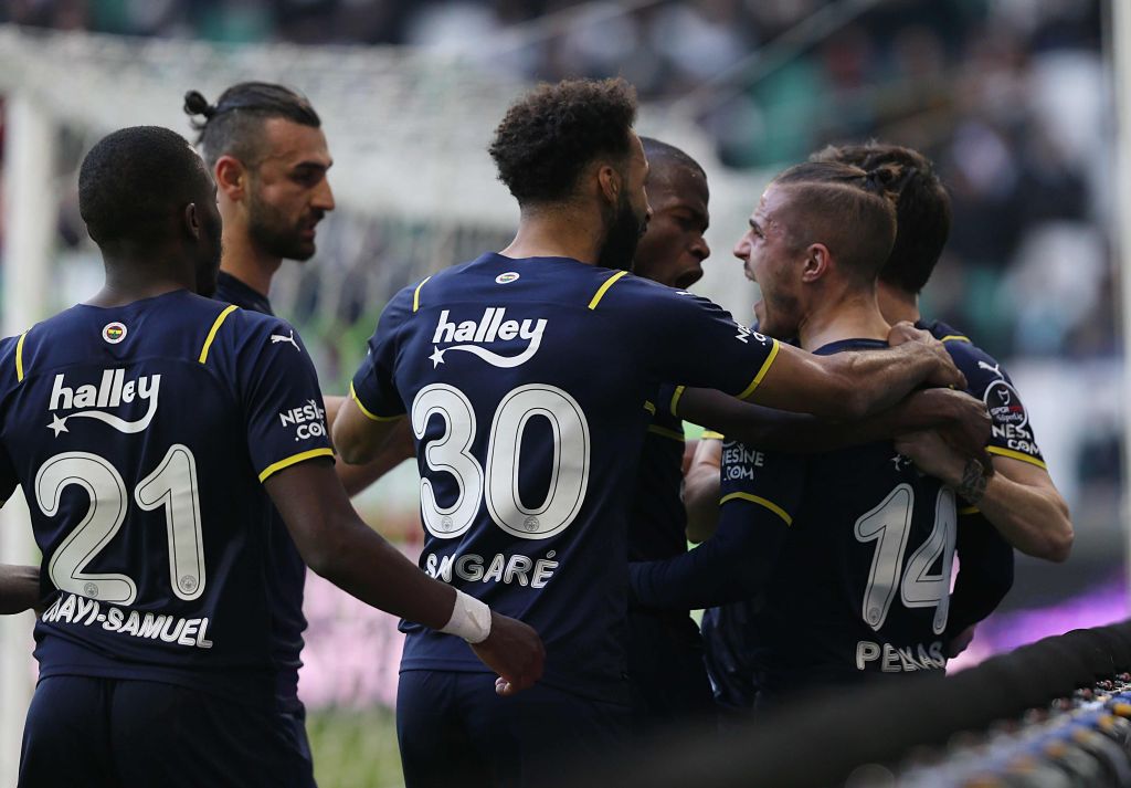 Fenerbahçe kendine geldi