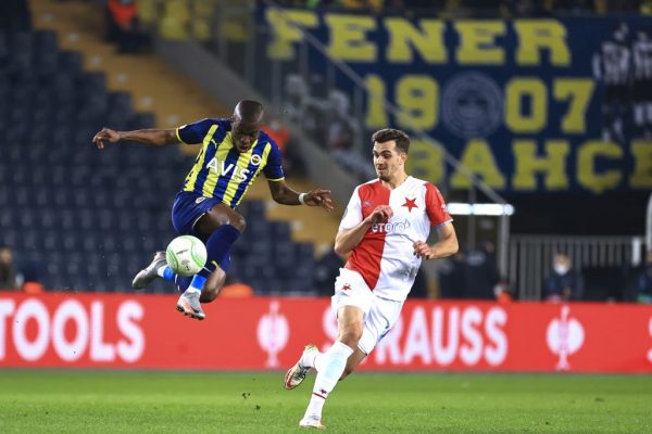 Fenerbahçe, turu zora soktu