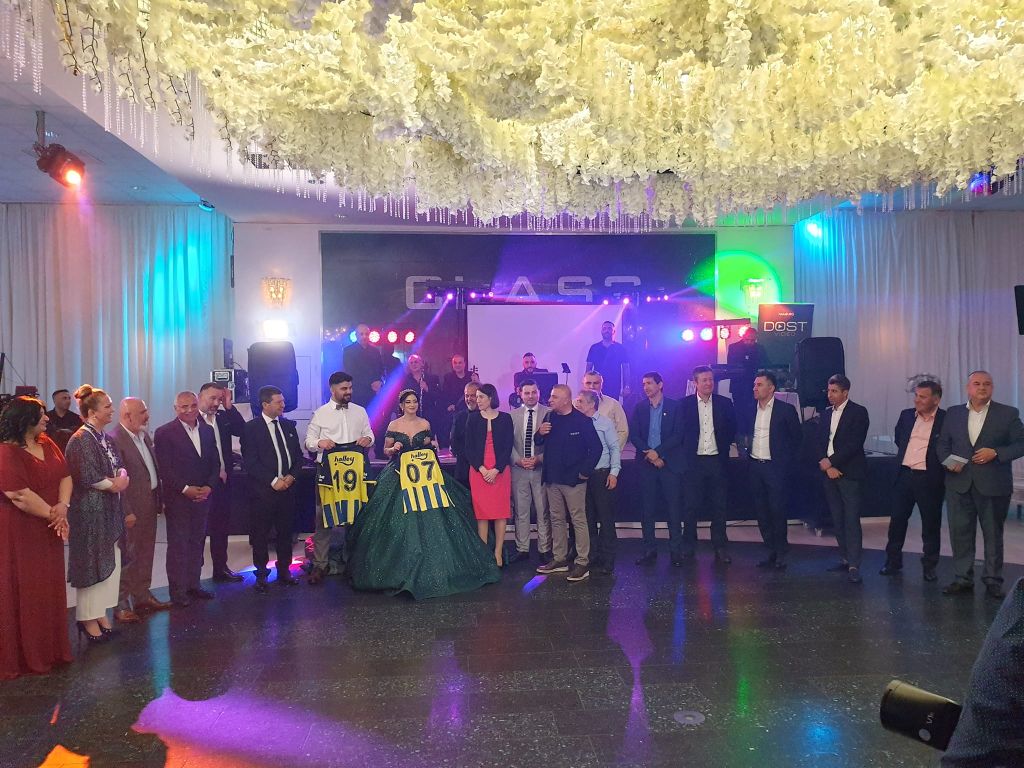 SERDAL- AYNUR Atıcı ailesinin kına gecesie ünlüler akın etti!