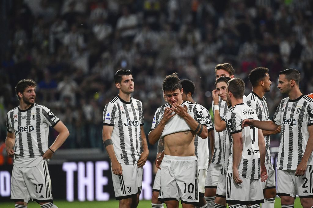 Juventus, Lazio karşısında son dakikada yediği golle beraberliğe razı oldu