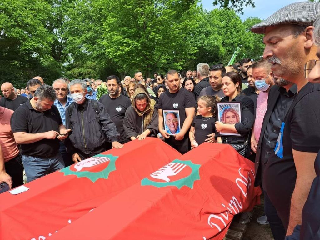 AKBAL ÇİFTİNİ ÖLÜM BİLE AYIRAMADI!