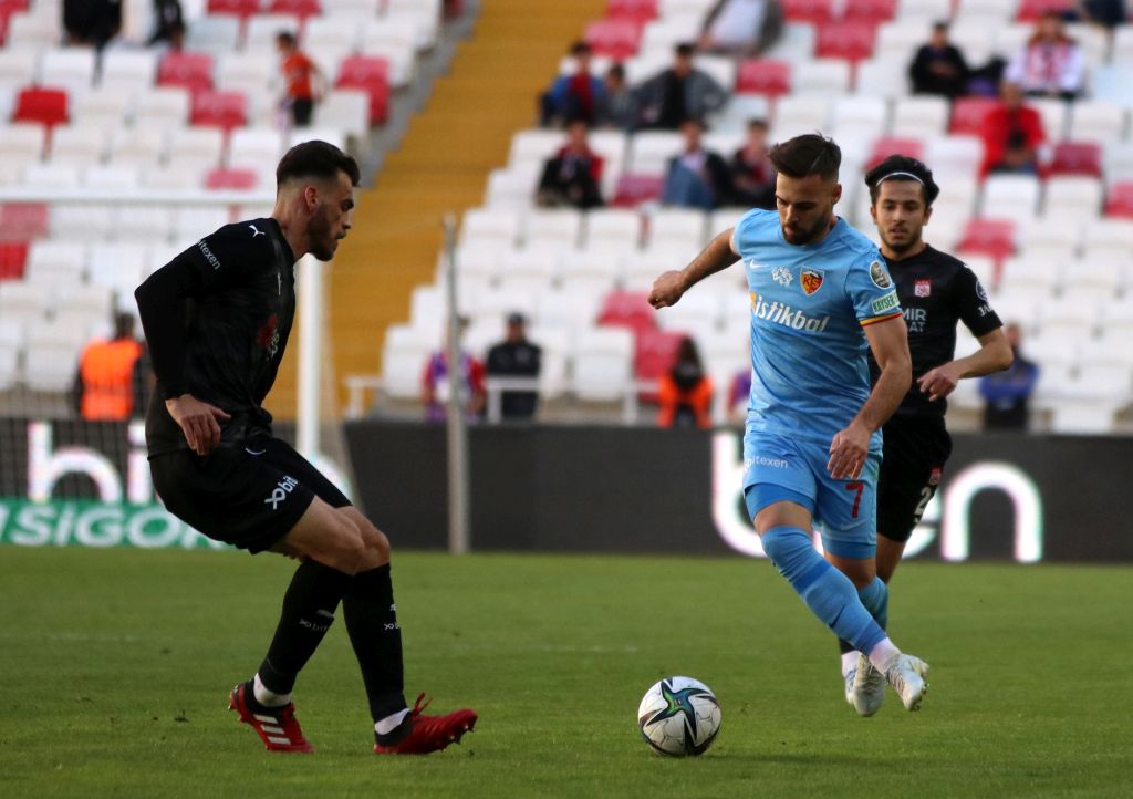 Kayserispor’da kupa mesaisi sürüyor