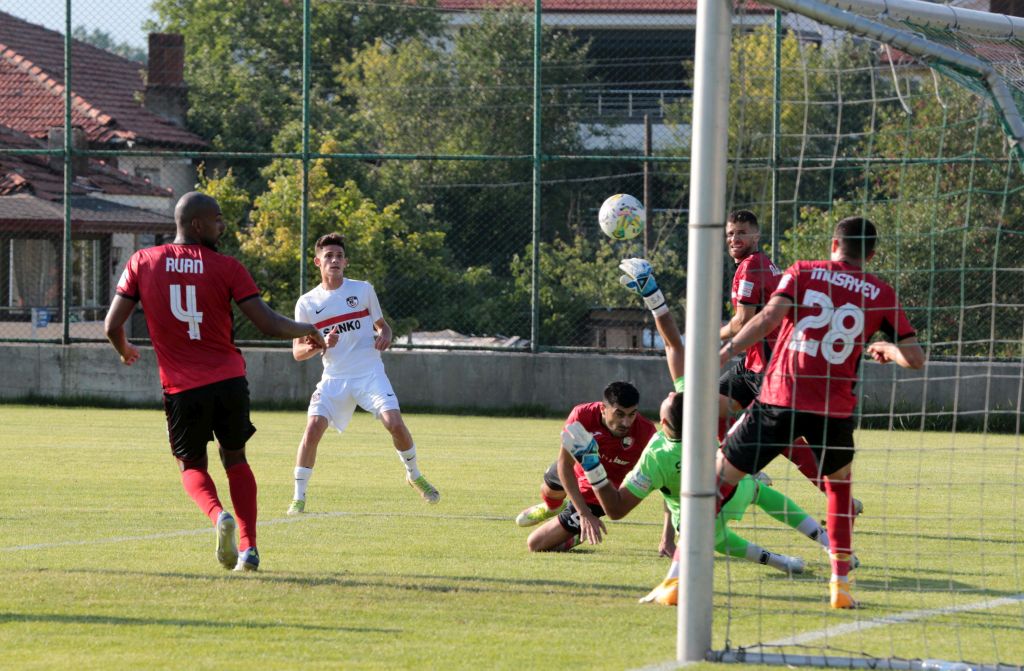  Gaziantep FK: 2- F.C. Qabala: 1