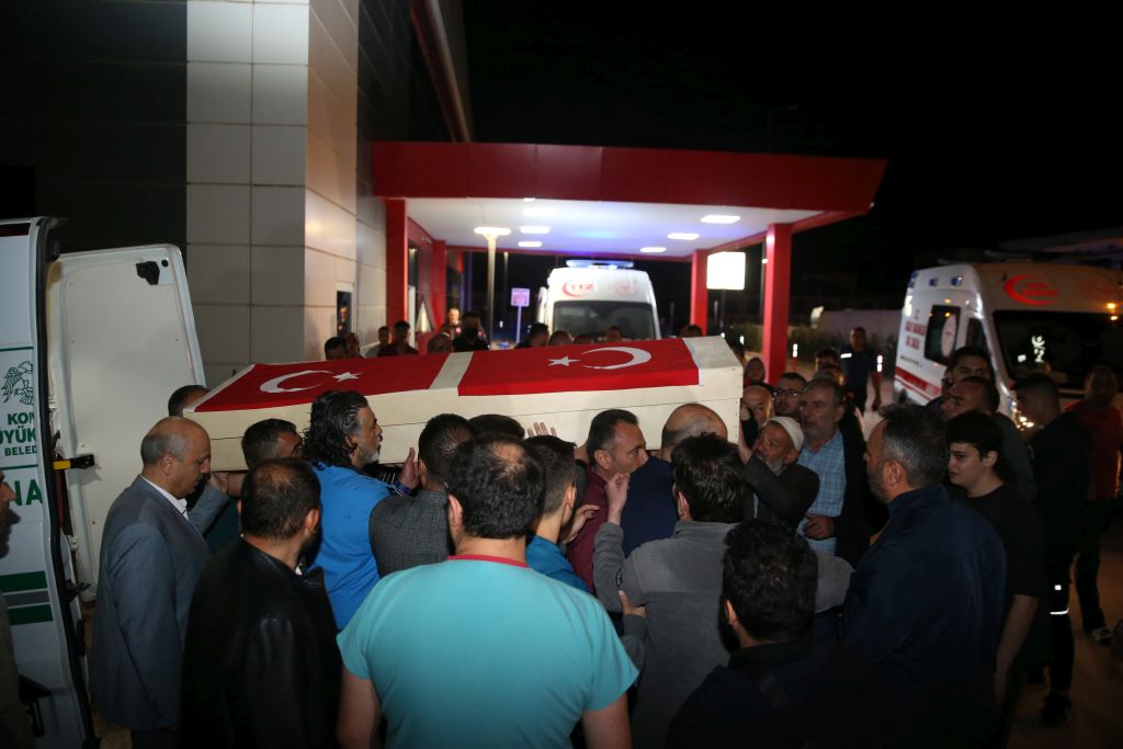 Konya’da hastanede silahlı saldırıda ölen doktorun cenazesi memleketi Kayseri’ye getirildi