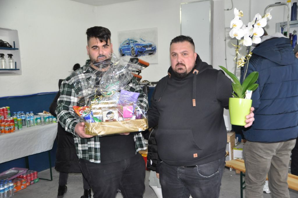 Glanz-Matt: Mutlu, umutlu, bereketli bir bayram dileğiyle!