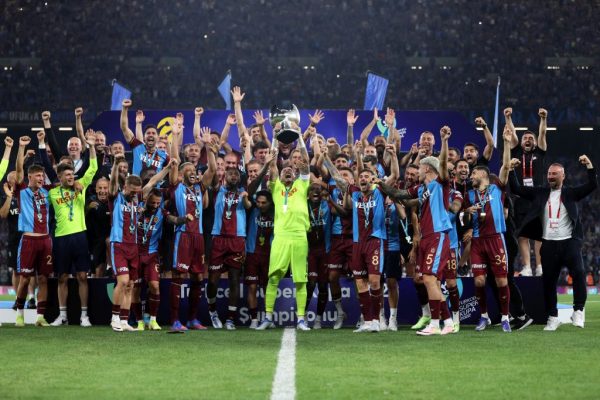 Turkcell Süper Kupa Trabzonspor’un