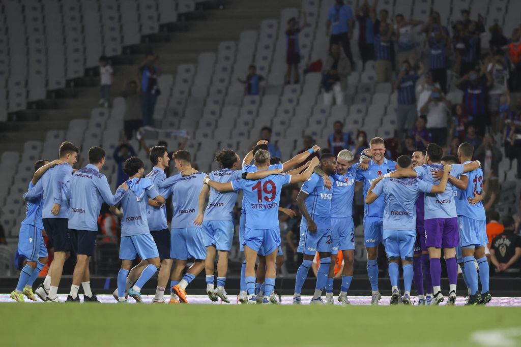 Son şampiyon Trabzonspor, sezonu galibiyetle açtı