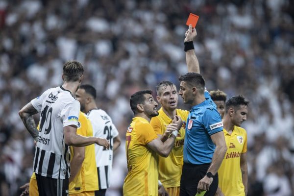 Beşiktaş sezona galibiyetle başladı