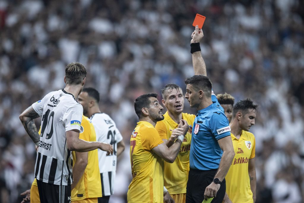 Beşiktaş sezona galibiyetle başladı