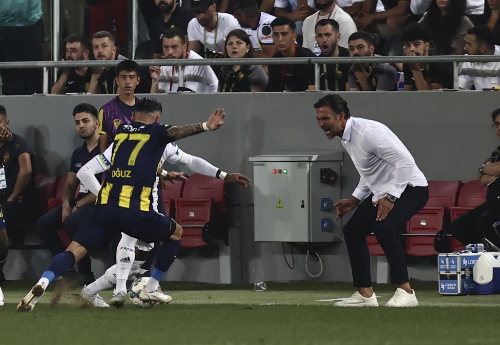 <strong>Beşiktaş, başkentte liderliğini korudu</strong>