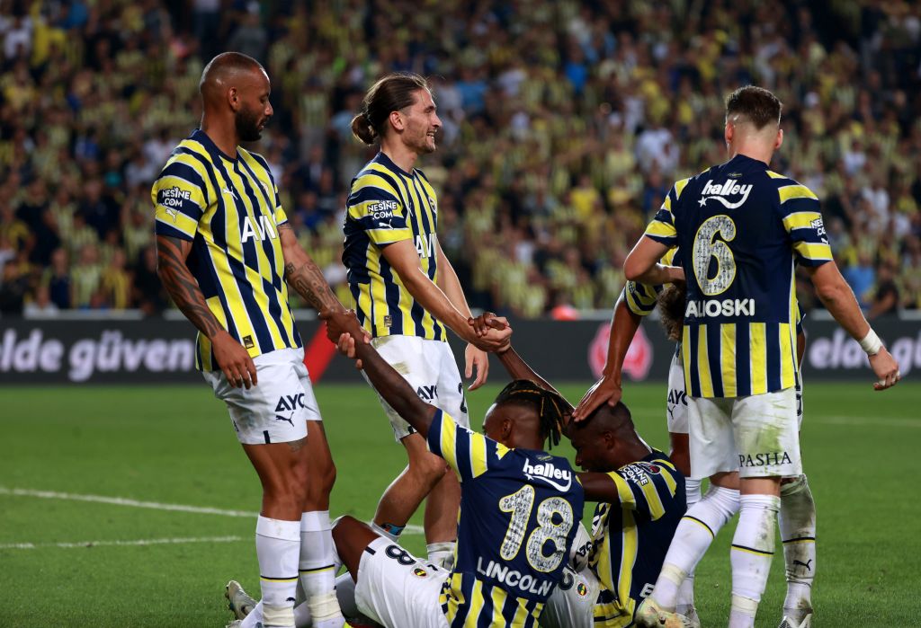 Kadıköy’de Fenerbahçe Resitali