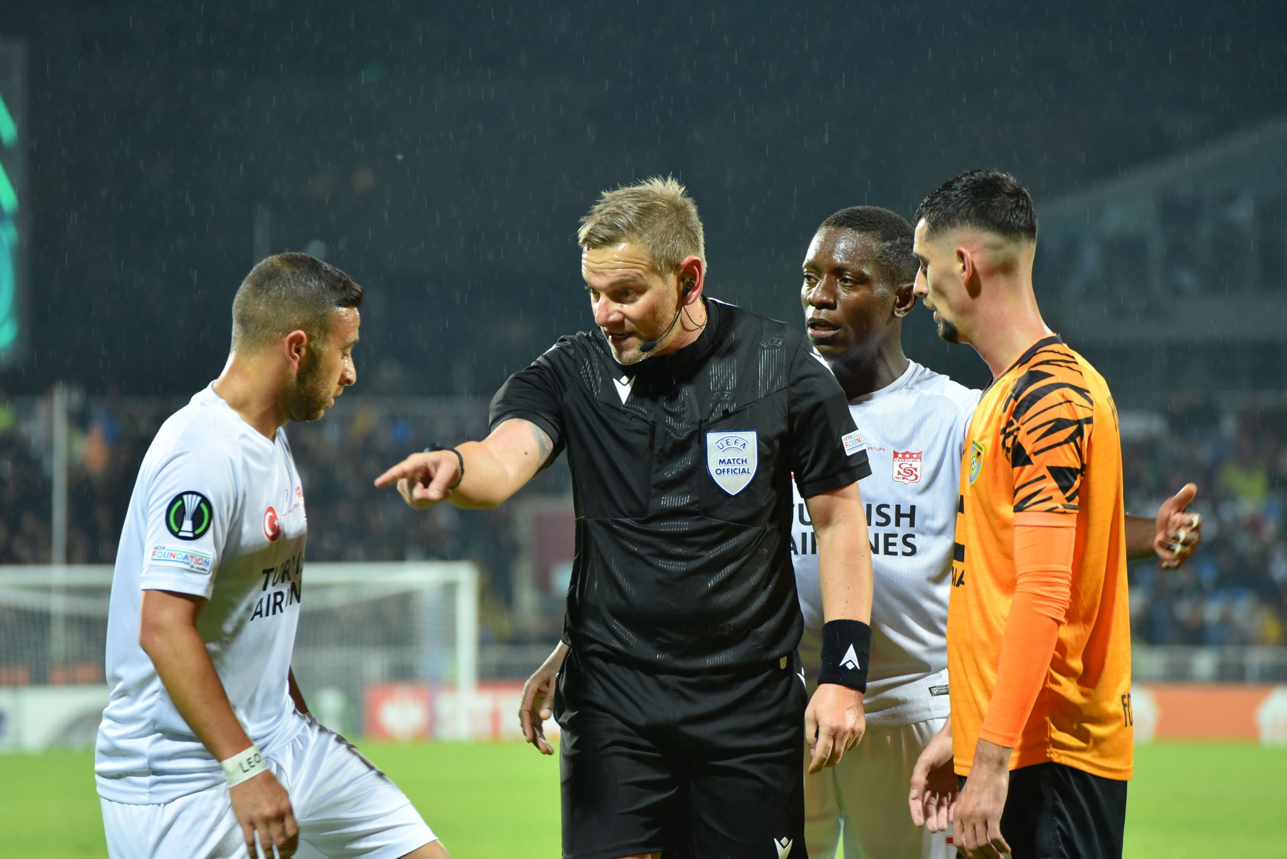  UEFA Konferans Ligi: Ballkani: 1 – Demir Grup Sivasspor: 2