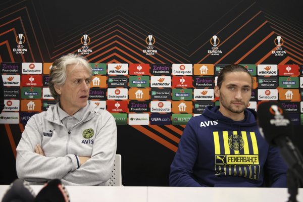 AEK Larnaca-Fenerbahçe maçına doğru