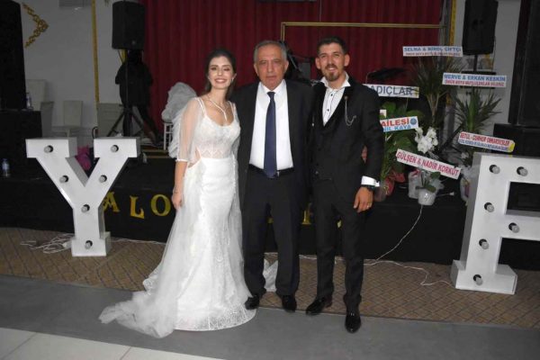 Fethi Toprak torununu evlendirdi