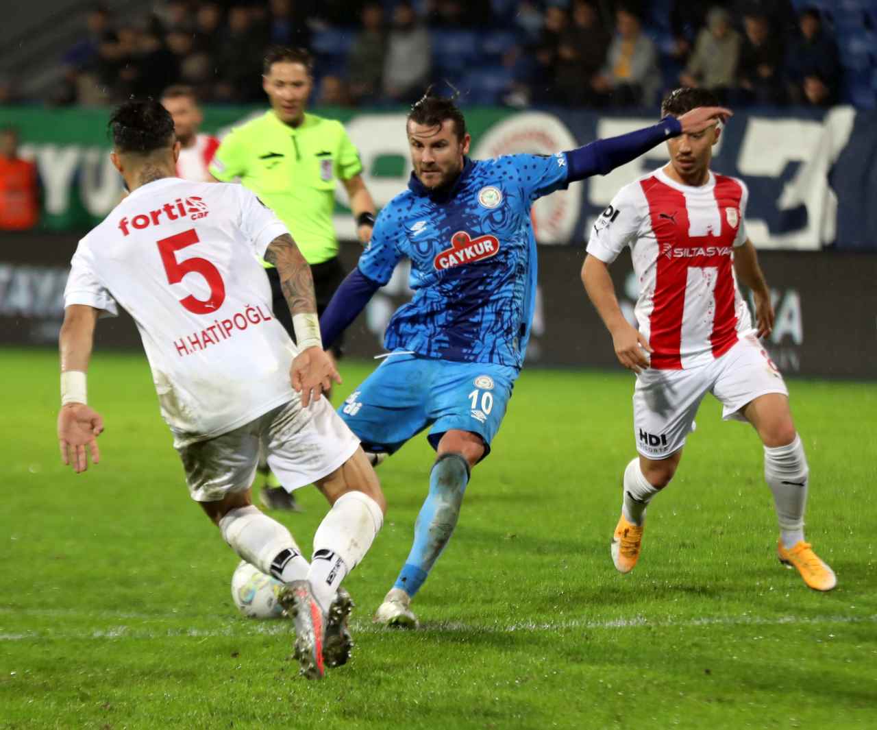 <strong>Futbol: Spor Toto 1. Lig’de görünüm</strong>