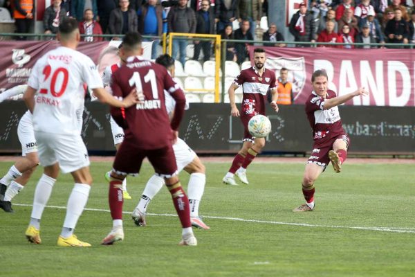 <strong>Beyçimento Bandırmaspor: 1 – Pendikspor: 0</strong>