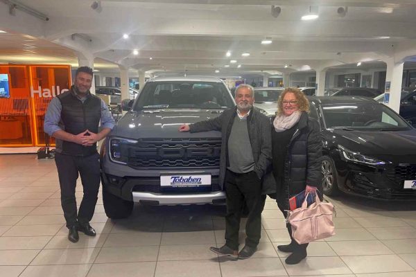 Hasan Renkliçay yeni arabasıyla görüntülendi!..