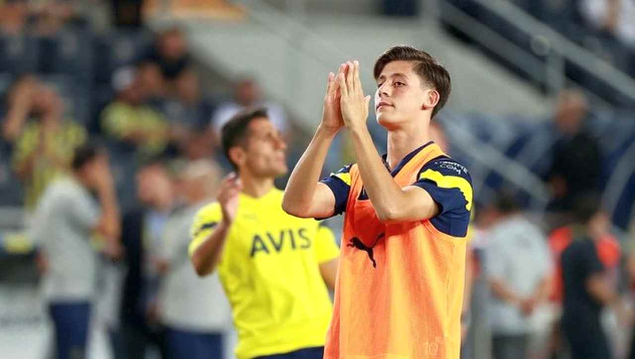 <strong>UEFA, Arda Güler’i yıldız adayları arasında gösterdi</strong>