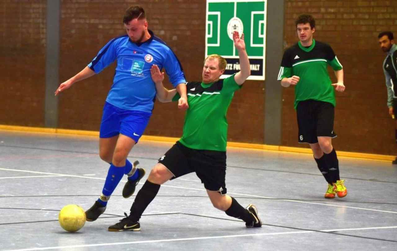 <strong>32. Herbert-Kuhr-Turnier – Hamburgs Schiedsrichter kicken</strong>