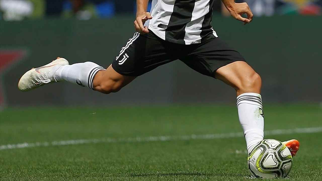 İtalya”da, Juventus’a şok ceza: 15 puanı silindi!