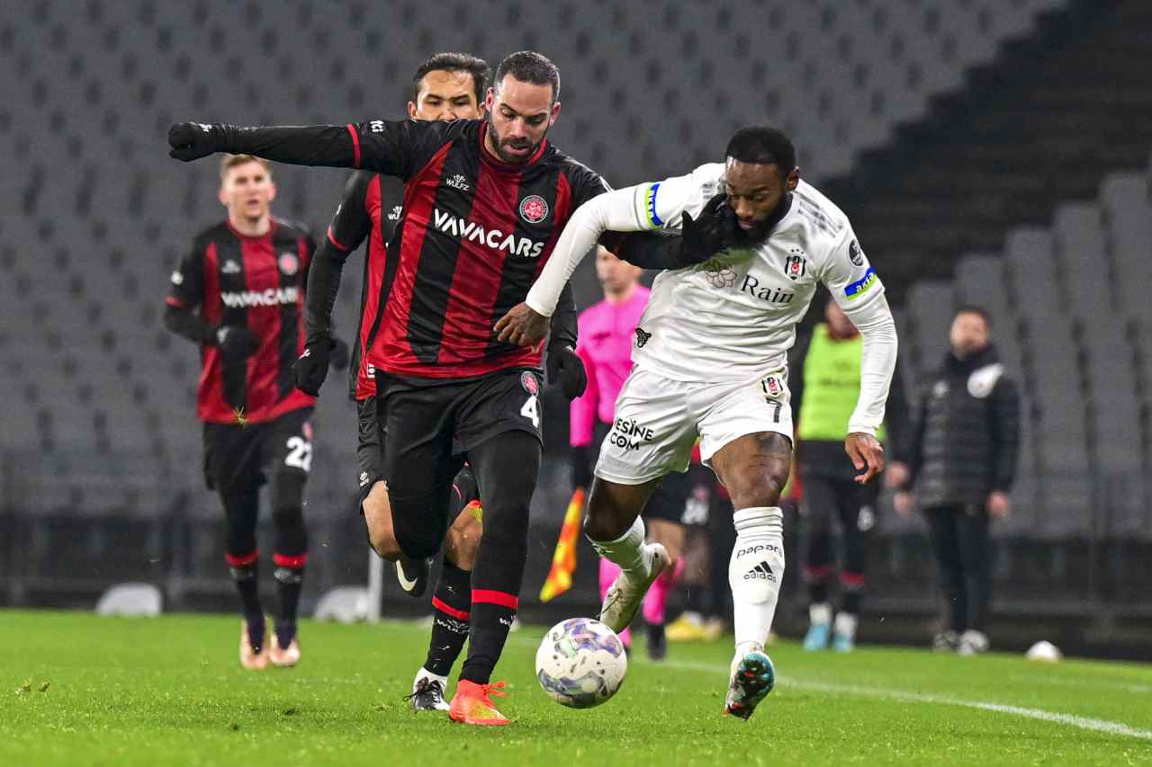 <strong>Beşiktaş’ın ligdeki 5 maçlık galibiyet serisi son buldu</strong>
