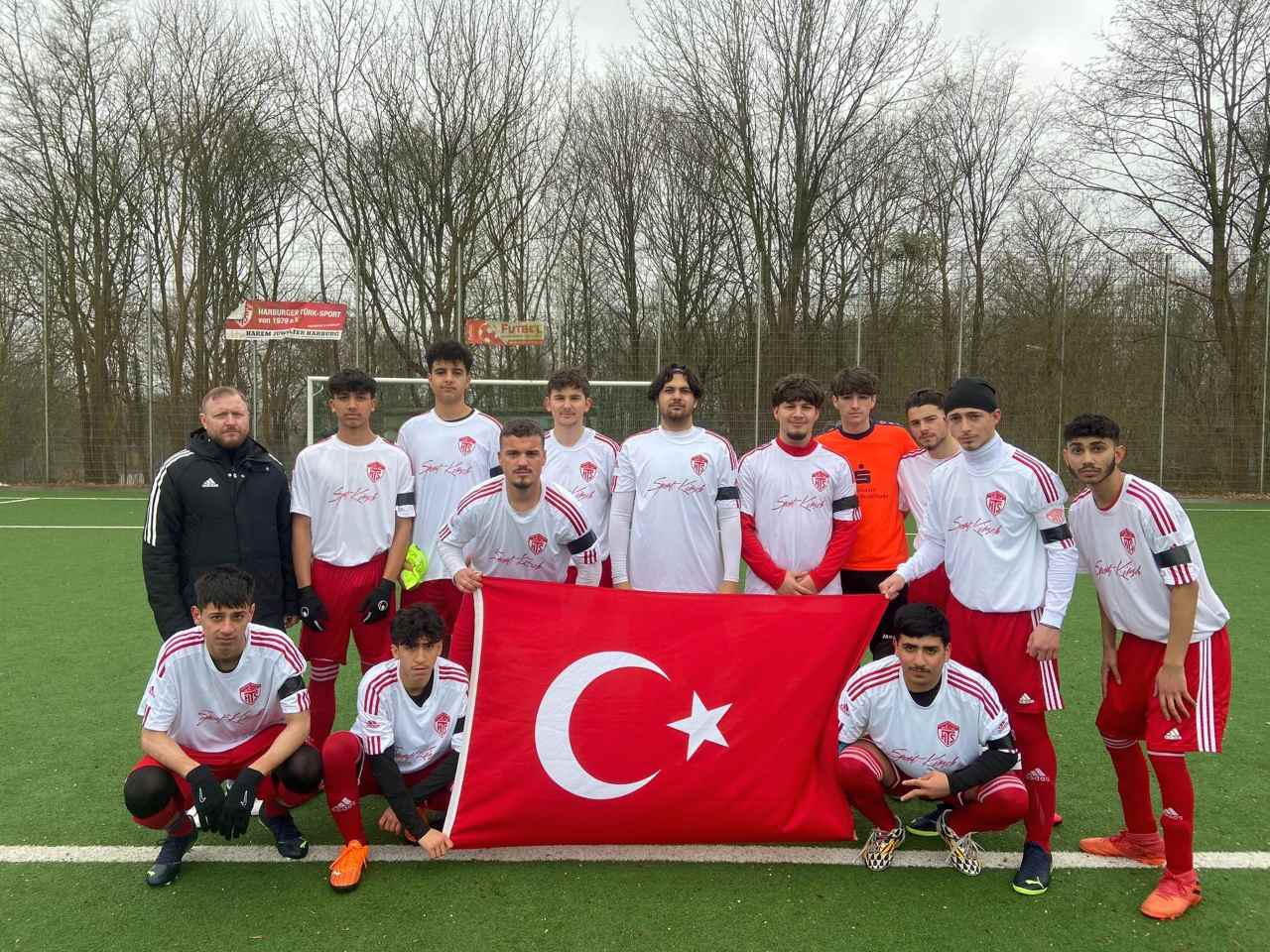 Türkspor aslan parçası