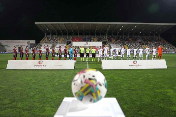 İzmir derbisi Göztepe’nin