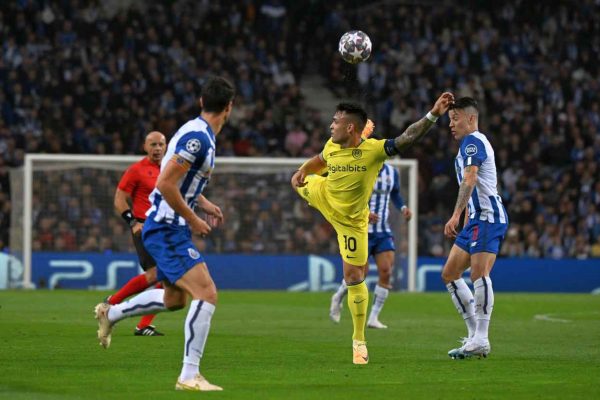 <strong>Futbol: UEFA Şampiyonlar Ligi</strong>