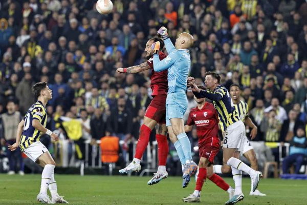 <strong>Fenerbahçe, Avrupa kupalarına veda etti</strong>