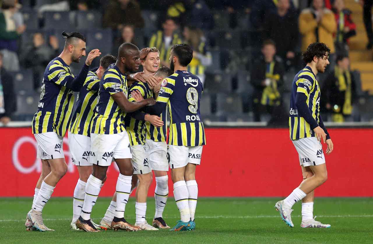 <strong>Fenerbahçe kupada yarı finale çıktı</strong>