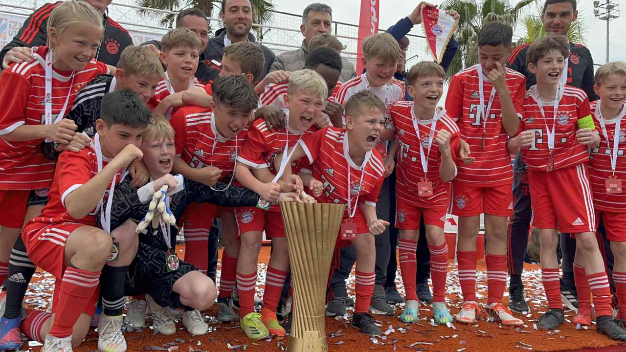 <strong>Uluslararası 12 Yaş Altı İzmir Cup’ta şampiyon Bayern Münih</strong>