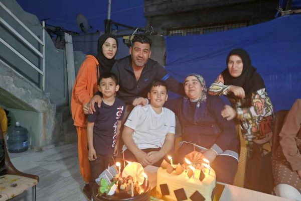 Talha, dedesinin evinde doğum gününü kutladı!