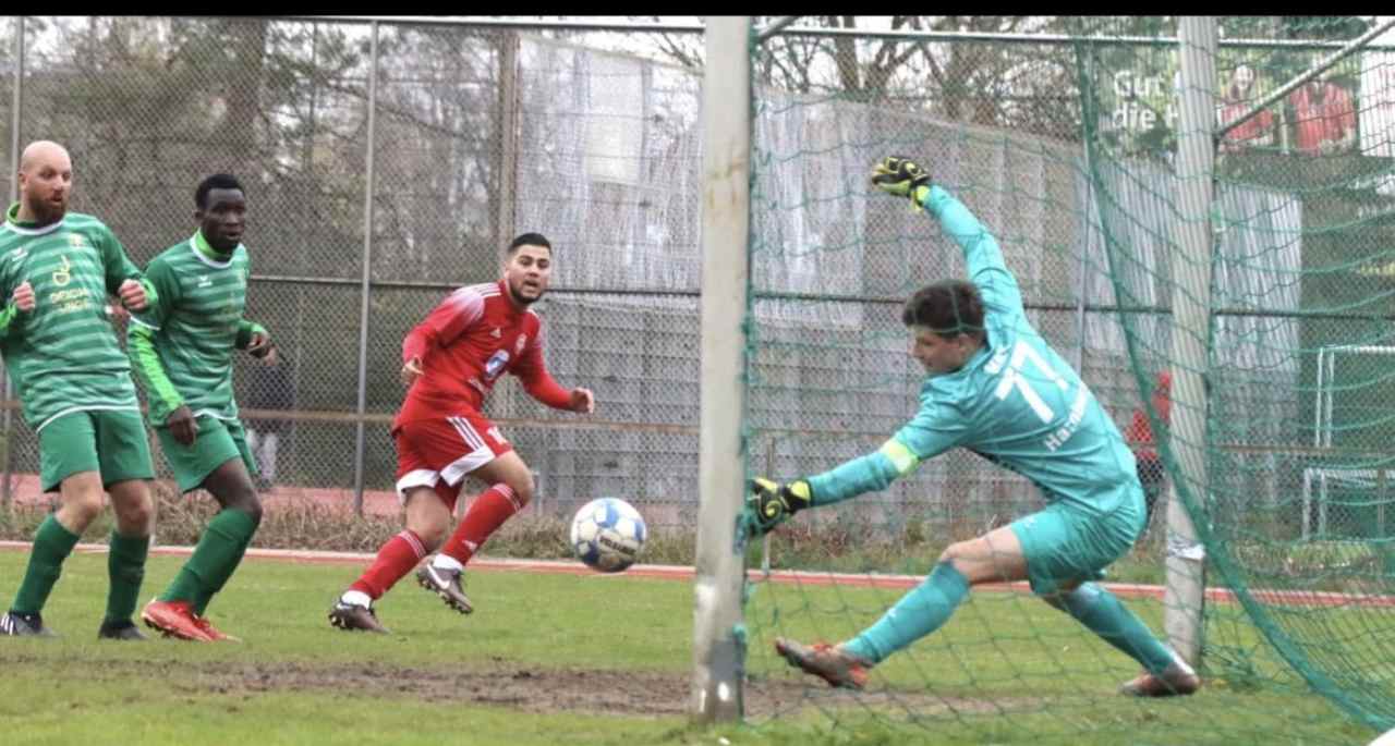 Gol kralı Güraltınkeser