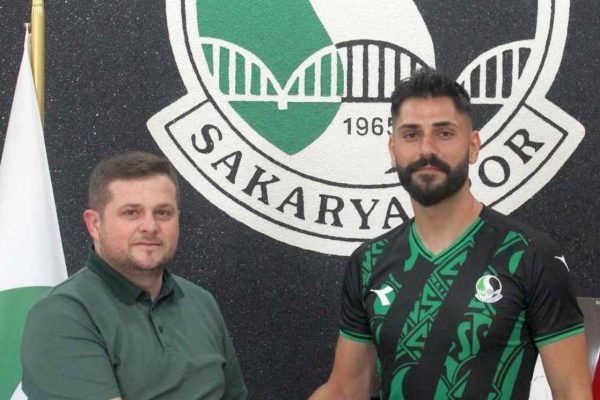 Sakaryaspor, kaleci İbrahim Demir’i renklerine bağladı