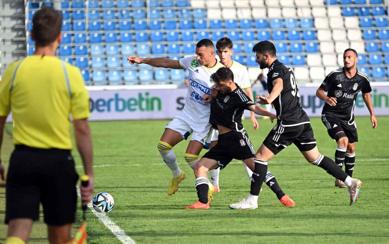 Beşiktaş’tan hazırlık maçında 4 gol