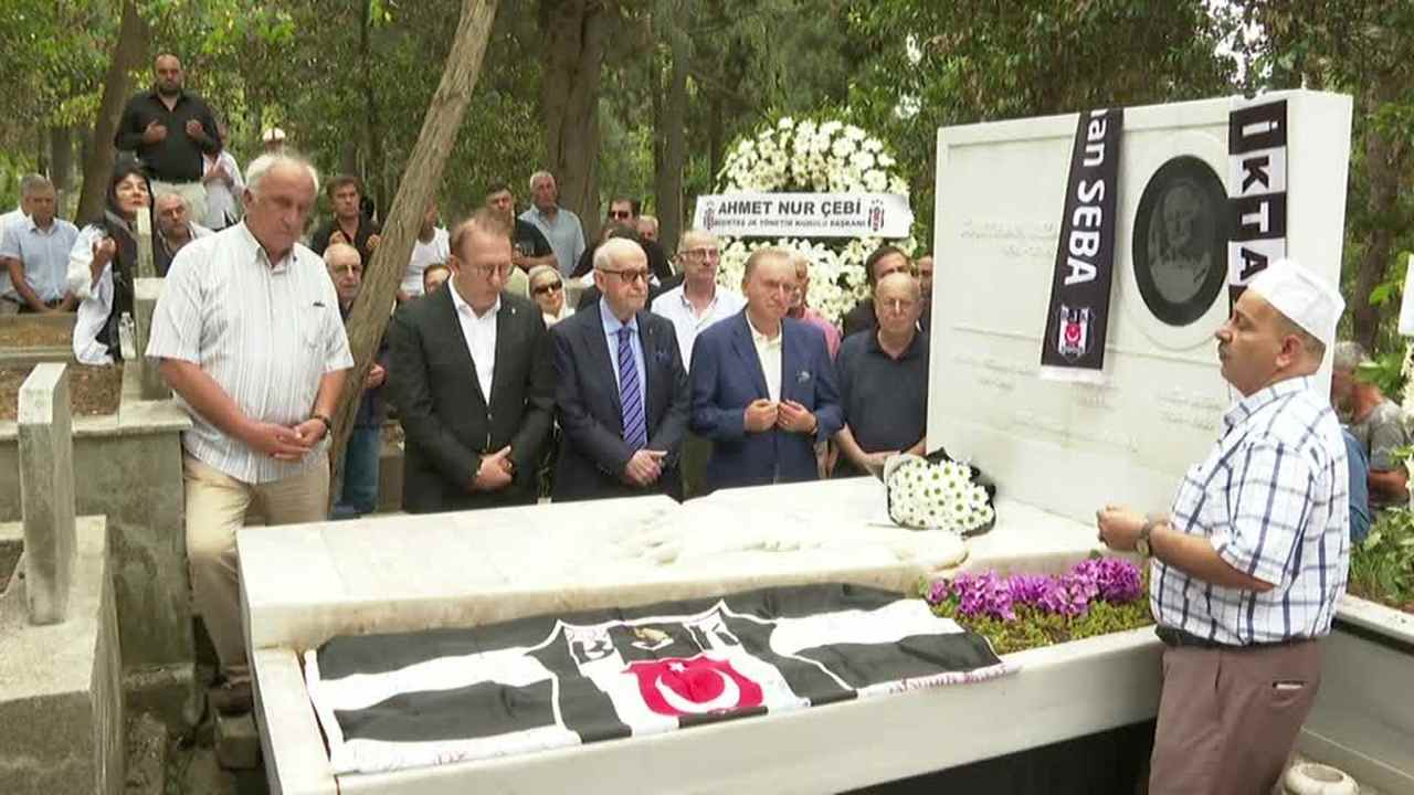 Beşiktaş’ın efsane ismi Süleyman Seba, vefatının 9. yılında kabri başında anıldı