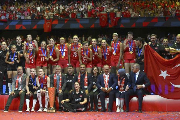 ‘Filenin Sultanları’ tarihinde ilk kez Avrupa şampiyonu