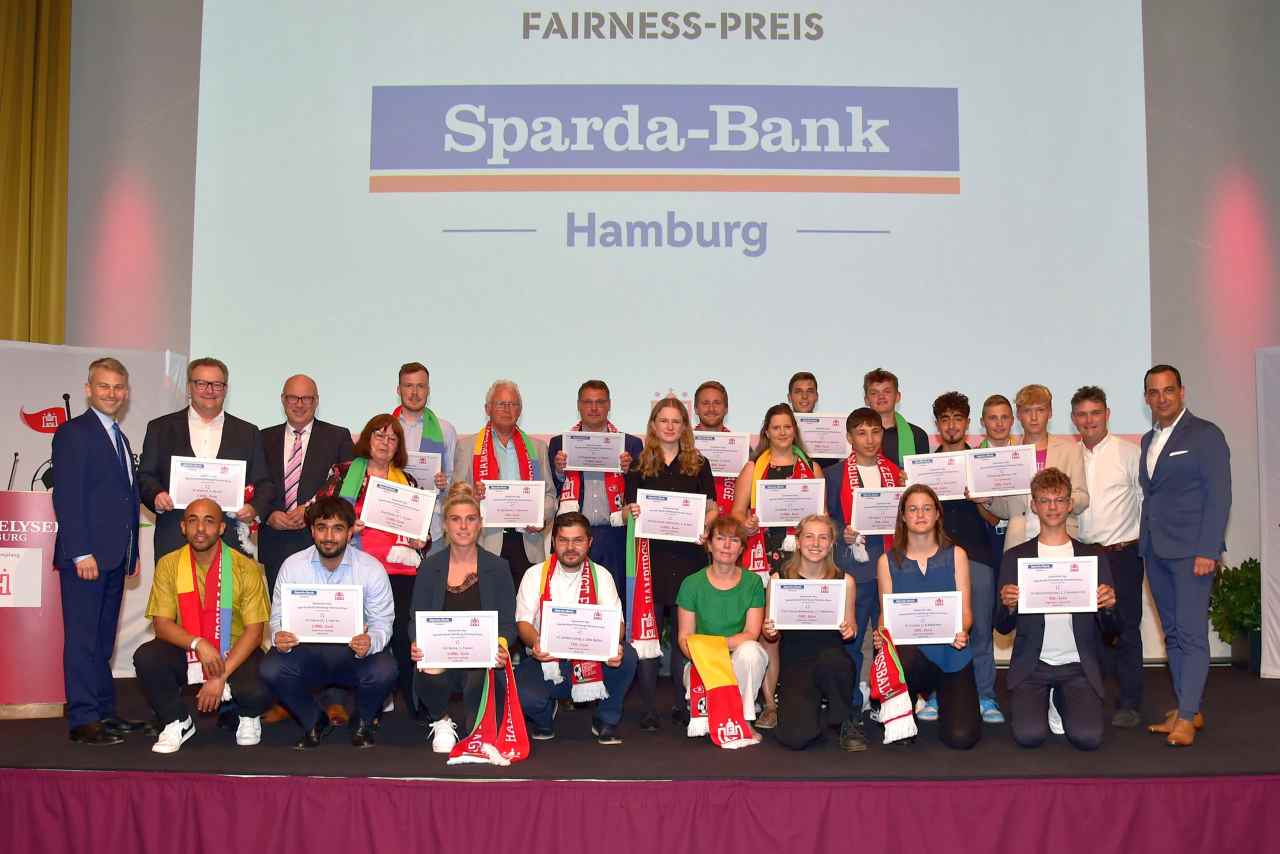 Viele Preise und gute Laune beim 15. Jahresempfang des HFV