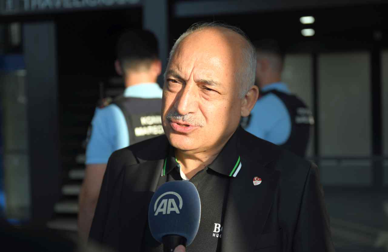 TFF Başkanı Mehmet Büyükekşi, Stefan Kuntz ile yola devam edeceklerini açıkladı: