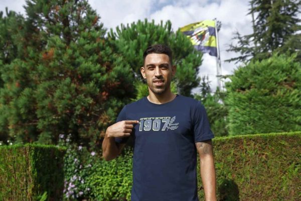 Fenerbahçeli futbolcu İrfan Can Kahveci: “Süper Lig’de tek hedefimiz şampiyonluk”