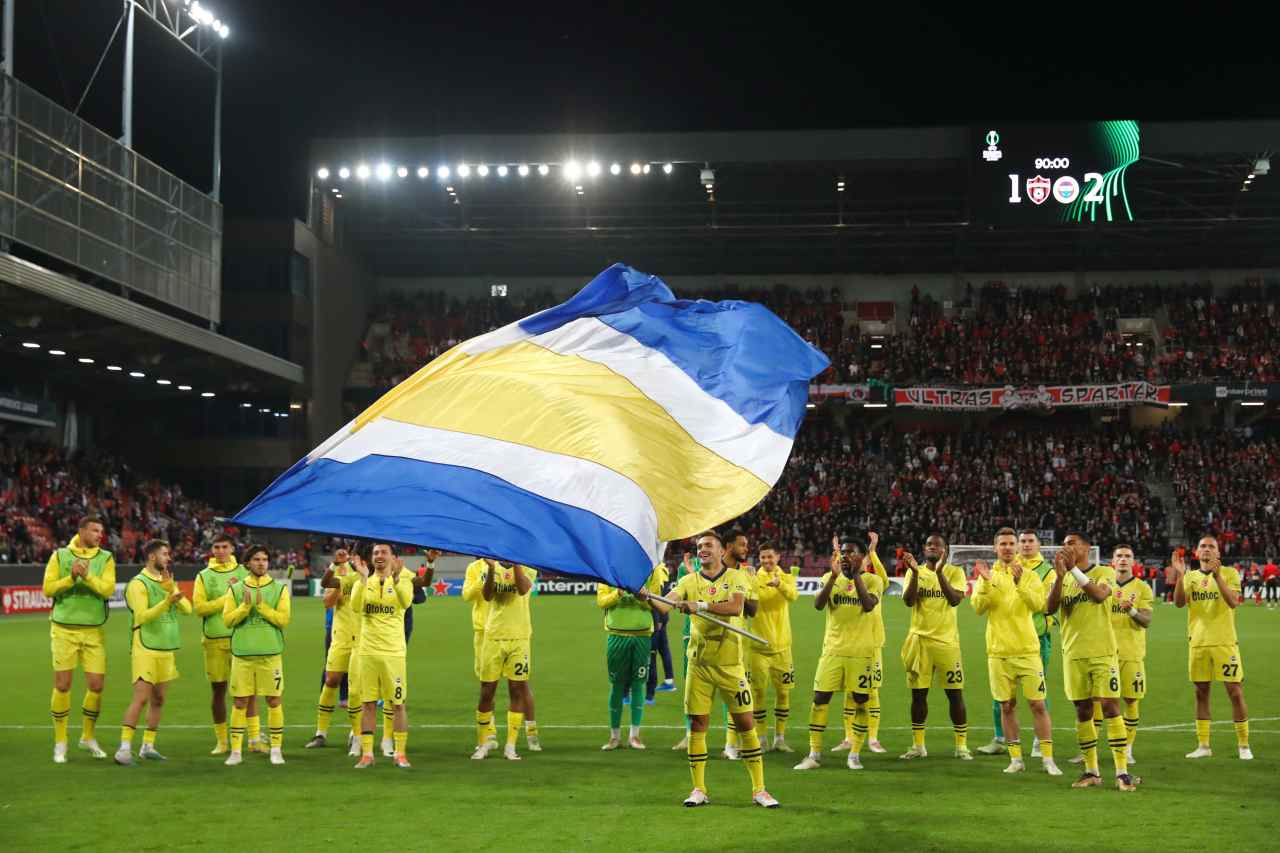 Fenerbahçe, galibiyet serisini sürdürdü