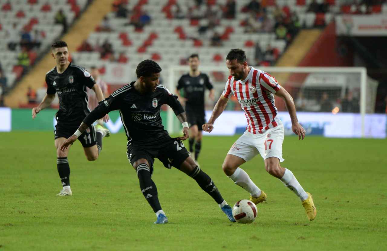 Beşiktaş’ta düşüş devam ediyor